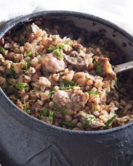 Рецепт гречки с потрошками в горшочке