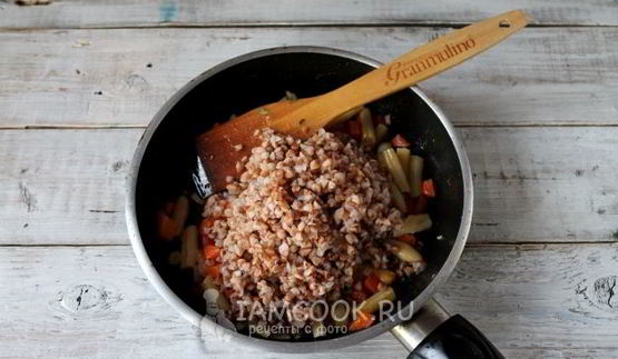 гречка со стручковой фасолью