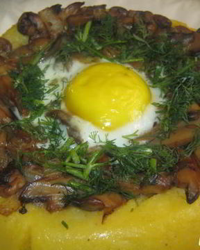 Мамалыга с грибами