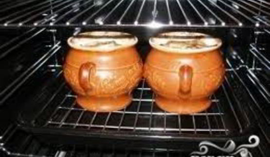 молочная каша в горшочке