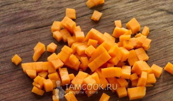 овсяная каша на молоке с тыквой и изюмом