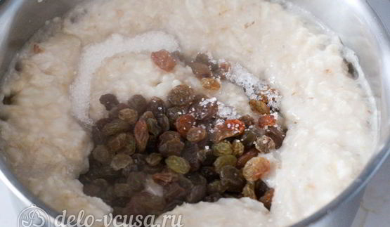 овсяная каша с изюмом