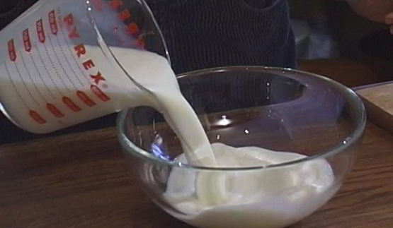 овсяная каша с ягодами и сухофруктами