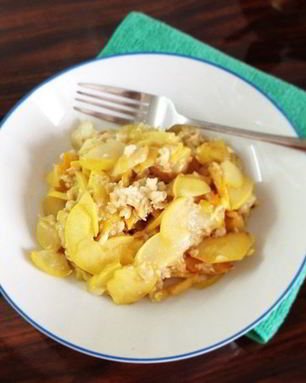 Овсянка с яблоками, грушами и курагой