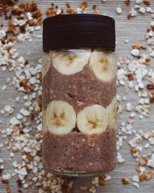 Овсянка в банке