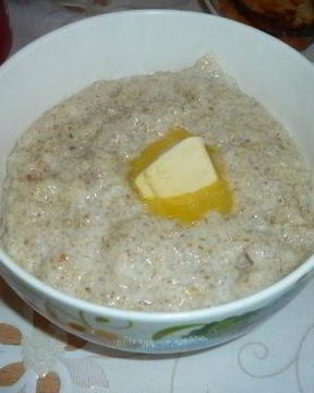 Ячневая каша на молоке