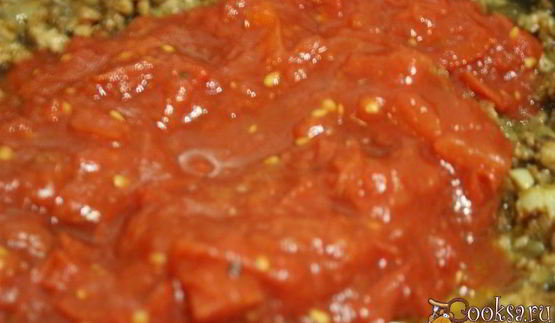 ячневая каша с мясным соусом