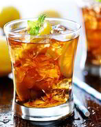 Холодный зеленый чай с мятой