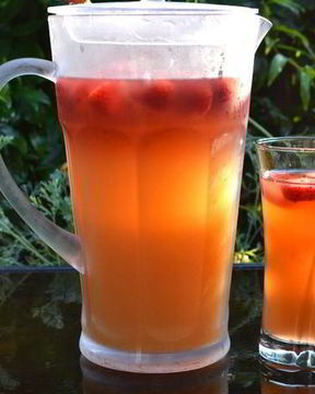 Персиковый холодный чай