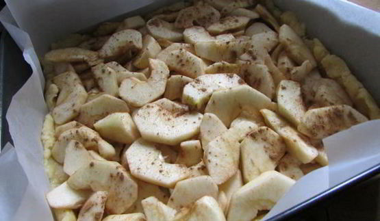 пляцок яблоки под кисельным небом