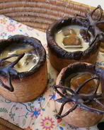 Ледяной кофе в песочных штофах Палитра