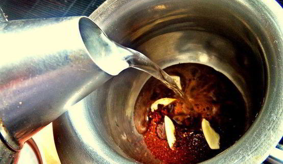 пикантный кофе с чесноком