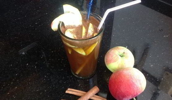 коктейль яблочный с корицей