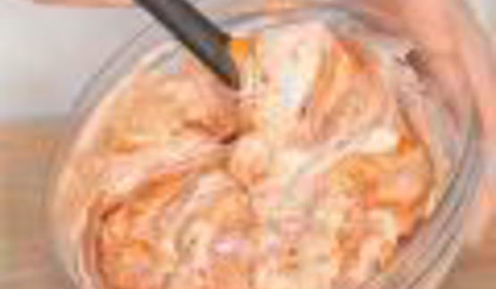 креветочный коктейль с томатным дипом