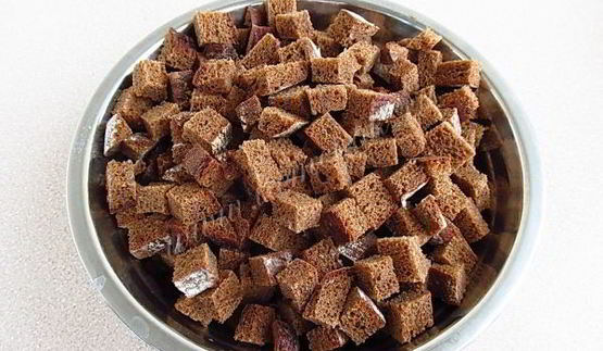 домашний квас из ржаного хлеба