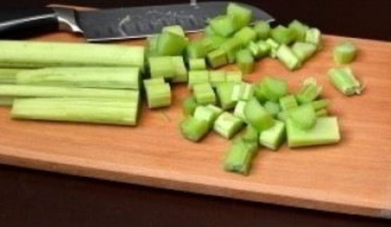 квас из ревеня