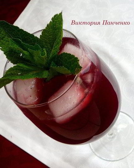 Рецепт лимонада из черной смородины