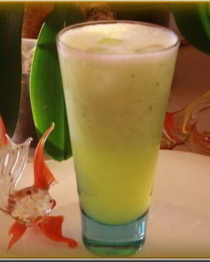 Медово-огуречный лимонад