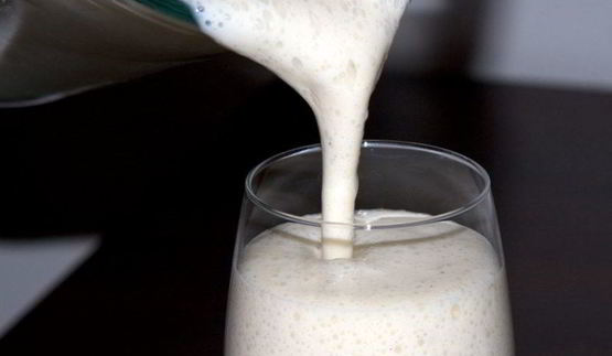 молочный коктейль с мороженым