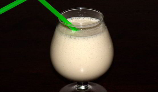 молочный коктейль с мороженым