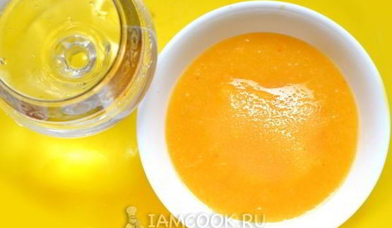 персиковый коктейль с красным вином