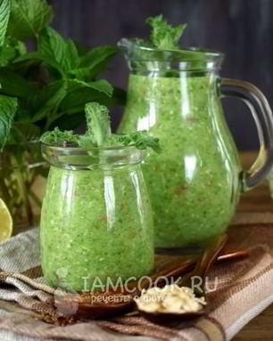 Ананасово-мятный смузи с фисташками