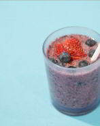 Черничный смузи с бананом и кокосовым молоком