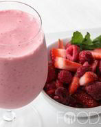 Клубничный смузи с овсянкой