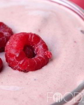 Малиново-банановый смузи