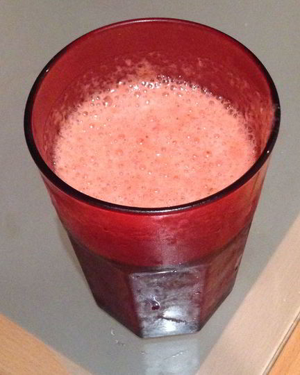 Рецепт освежающего клубничного смузи