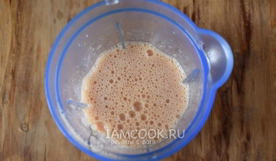 смузи с малиной и красным апельсином