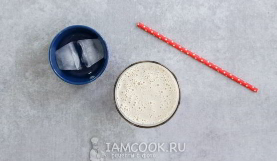 смузи с овсянкой и бананом