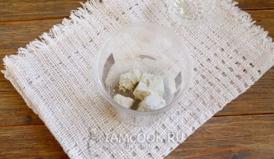 смузи с творогом, вишней и какао