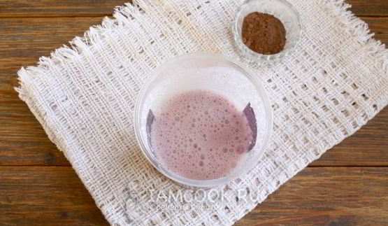 смузи с творогом, вишней и какао