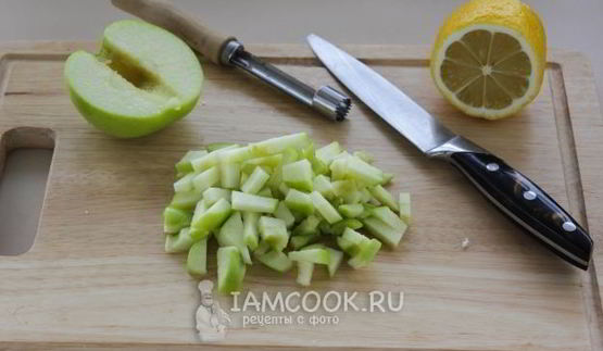 смузи с яблоком и творогом