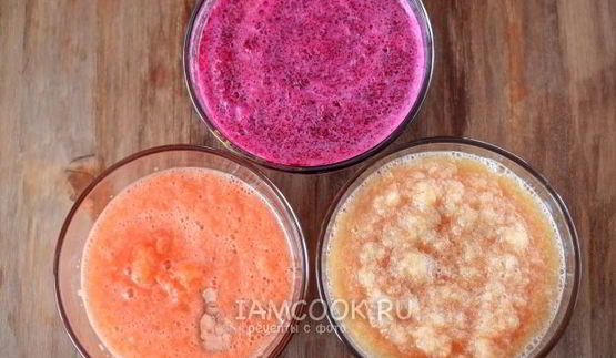 смузи со свеклой, морковью и яблоком