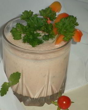 Томатно-огуречный смузи с петрушкой