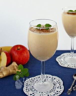Яблочно-банановый смузи с имбирем