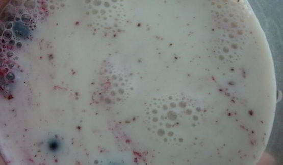 ягодный смузи с овсяными хлопьями