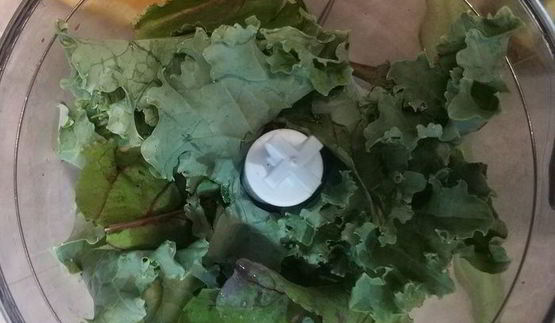 зеленый утренний смузи с капустой кейл