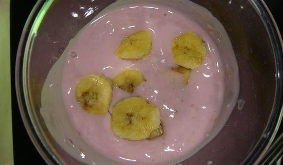 земляничный смузи с мюсли