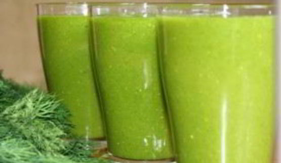 зеленый коктейль с мандарином