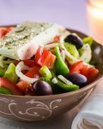 Греческий салат с фетаксой