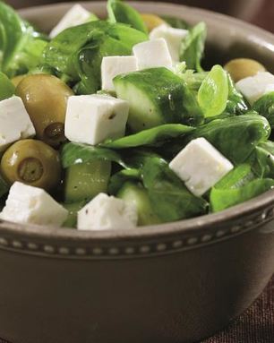 Зеленый греческий салат