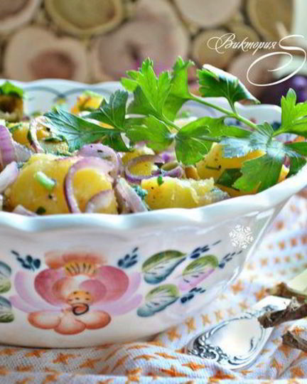 Рецепт картофельного салата с пикантной заправкой