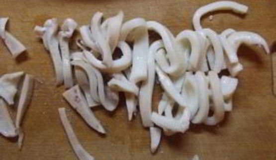 картофельный салат с кальмарами