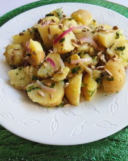 Рецепт салата из молодого картофеля