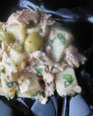 Теплый картофельный салат с телятиной