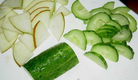 легкий салат с клубникой