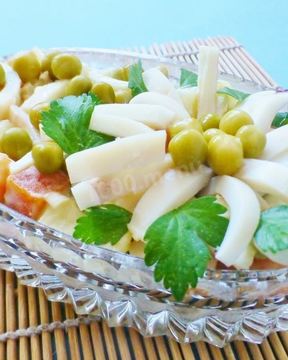 Оливье с кальмарами